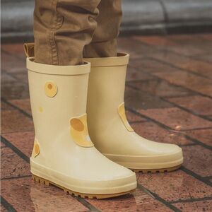 COCO VILLAGE
Atari Rain Boots Cream Rain Boots Sz‎ 8